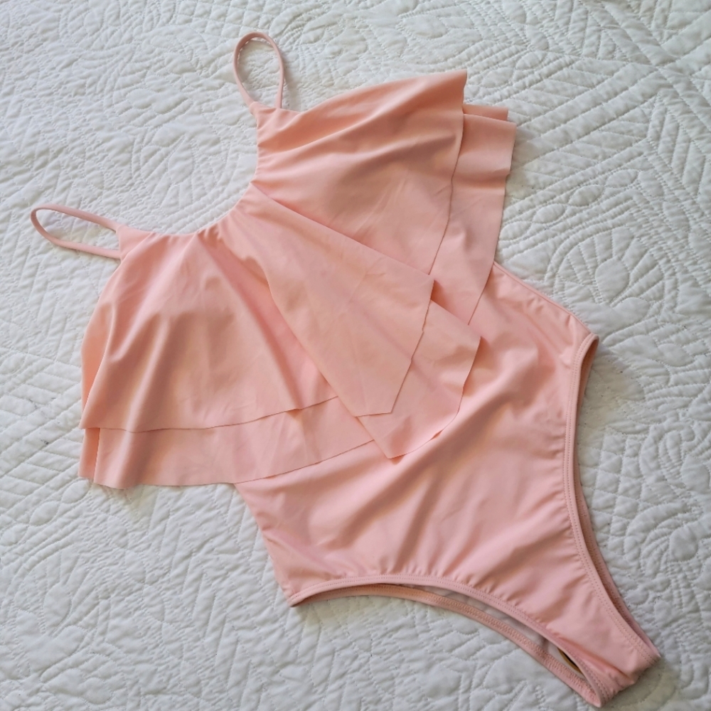NWOT Pastel Soft Pink Double Ruffle One Piece Swimsuit Bathing Suit Small